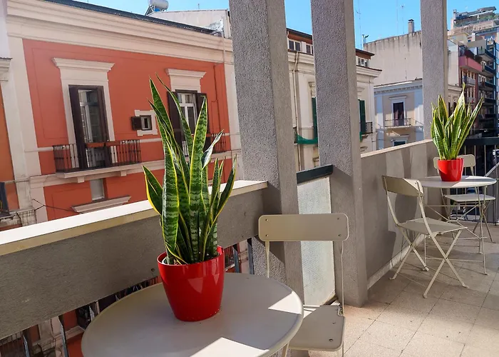 Via Prospero Petroni 9 - Stazione - Pensión 3*